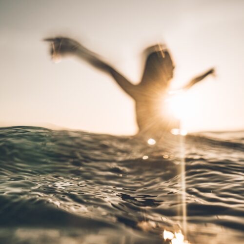 bradley dunn y07cKNLW 9Q unsplash - Cn2r